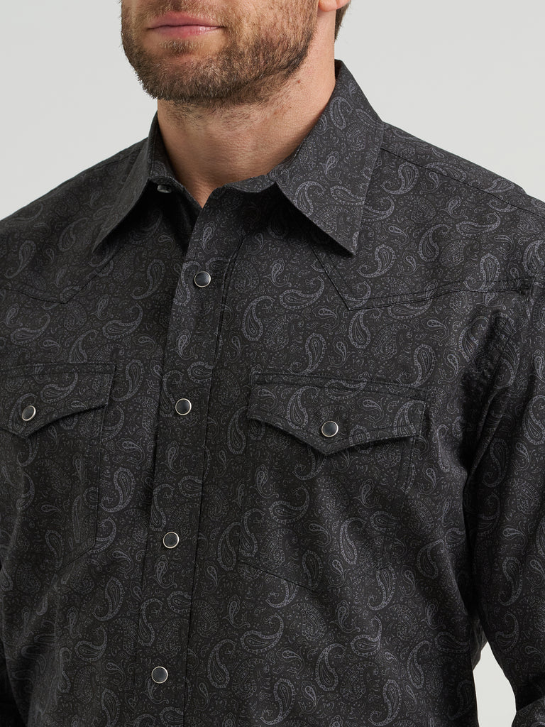 Wrangler Men's Black Paisley Print 20X Competition Advanced
