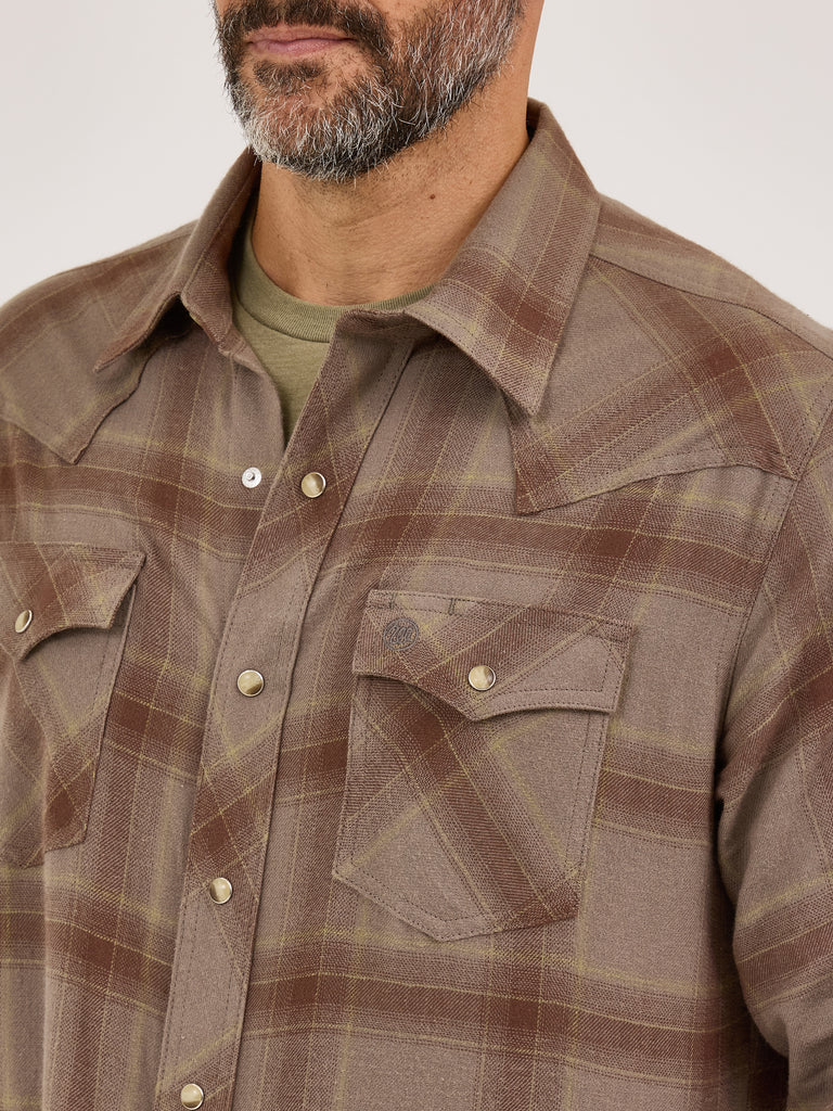 Wrangler Retro Brown Plaid Flannel Snap Western Shirt for Men Pard's Western Shop Wrangler Retro Brown Plaid Flannel Snap Western Shirt for Men Pard's Western Shop