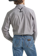 Wrangler x Yellowstone Men's Grey Chambray Western Snap Shirt