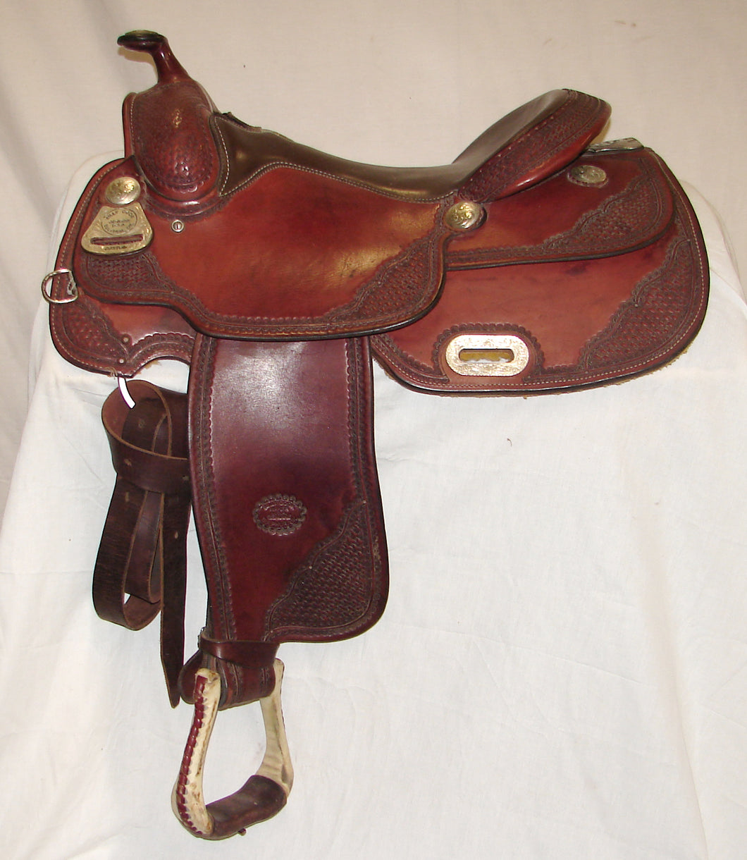 Pard's Western Shop Used 16