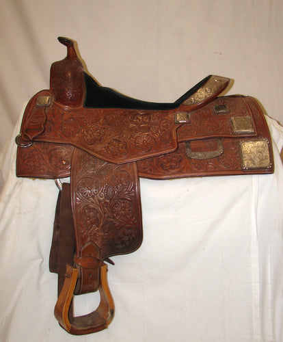 Pard's Western Shop Used 16