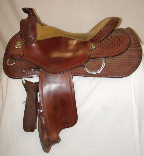 Pard's Western Shop Used 16