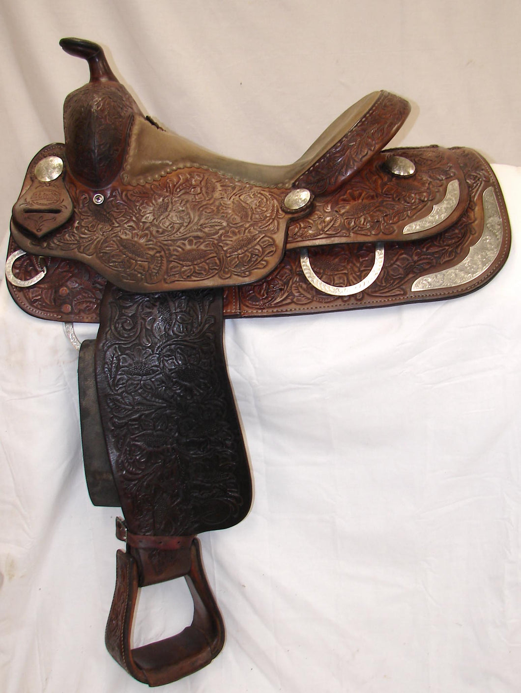 Pard's Western Shop Used 15