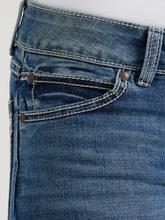 Women's Wrangler Retro Mae Deadwood Medium Stonewash Bootcut Jean