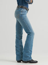 Pard's Western Shop Women's Wrangler Ultimate Riding Jean Willow Light Wash