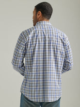 Wrangler Wrinkle Resist Blue/White/Black Plaid Western Snap Shirt for Men