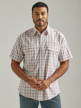 Pard's Western Shop Wrangler Wrinkle Resist Brown/White Plaid Short Sleeve Western Snap Shirt for Men