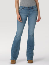 Women's Wrangler Retro Mae Paige Bootcut Jean with Paisley Pockets