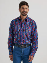 Pard's Western Shop Wrangler Men's Vibrant Blue Checotah Vertical Print Snap Western Shirt