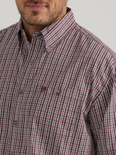 Wrangler Men's Red/White/Gray Plaid Classic Button-Down Shirt