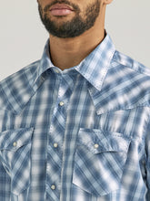 Wrangler Blue/White Plaid Fashion Snap Western Shirt for Men