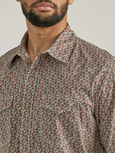Men's Wrangler 20X Competition Advanced Comfort Brown Geometric Print Western Snap Shirt