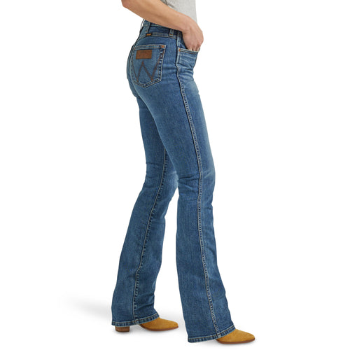 Pard's Western Shop Women's Wrangler Retro High Rise Boot Cut Abigail Medium Stonewash Jeans