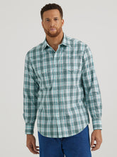 Pard's Western shop Wrangler Wrinkle Resist Turquoise/White/Black Plaid Western Snap Shirt for Men