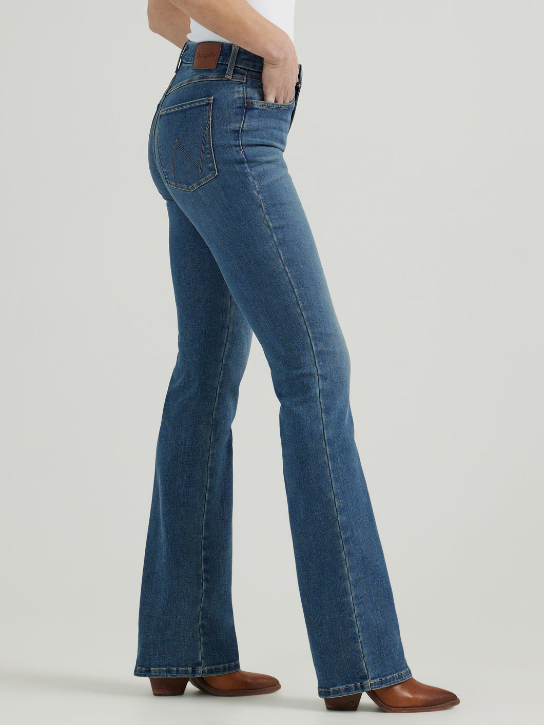 Women's Wrangler Bespoke Ada High Rise Boot Cut Jeans – Pard's