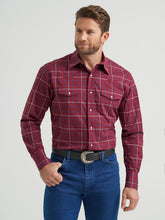 Pard's Western Shop Wrangler Men's Burgundy Plaid Wrinkle Resist Snap Western Shirt
