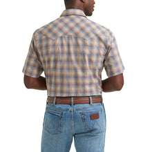 Wrangler Men's Tan/Blue Plaid Retro Short Sleeve Western Snap Shirt