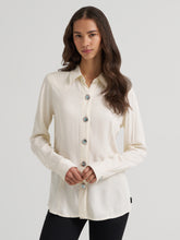 Pard's Western Shop Wrangler Women's Off White Conch Button Blouse