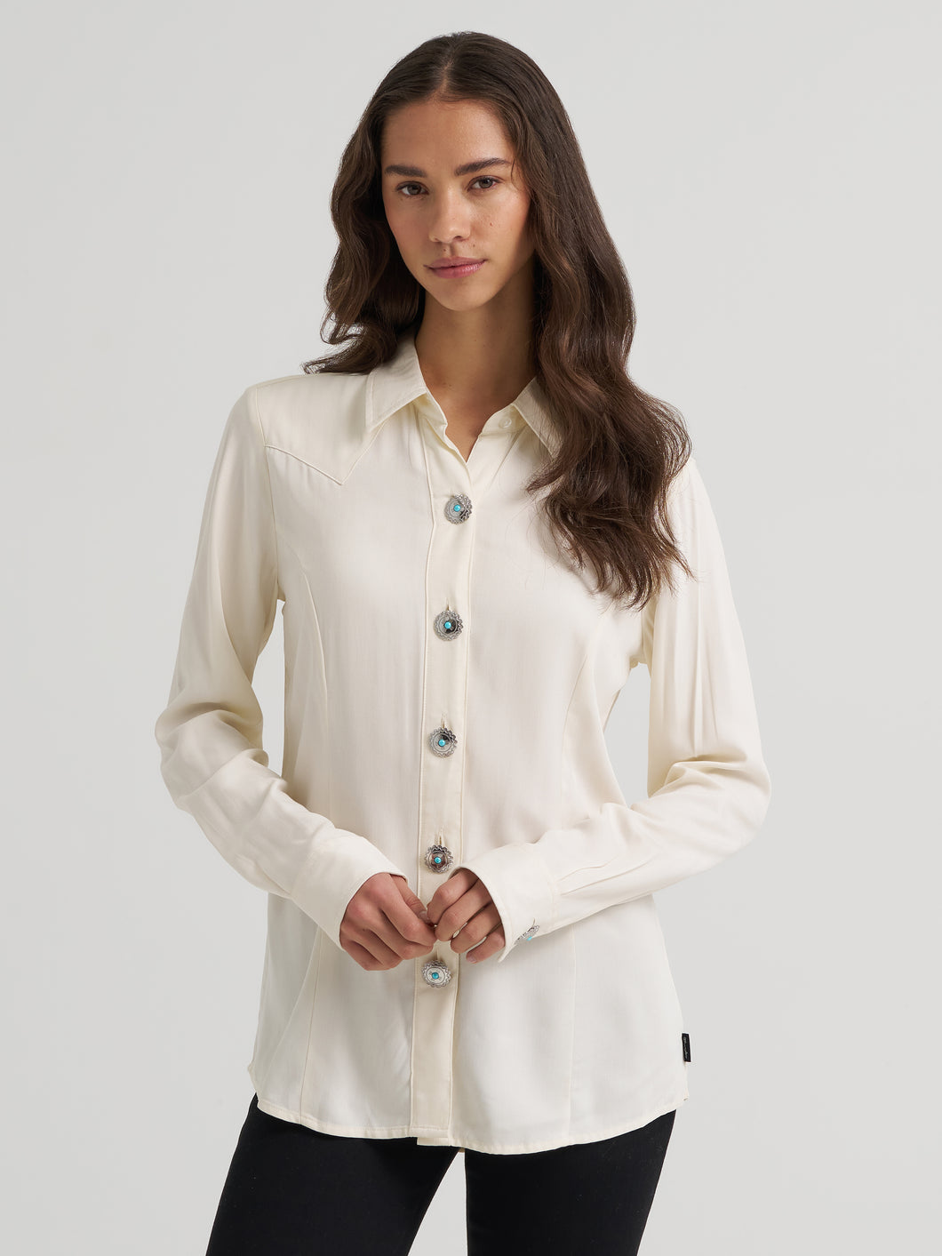 Pard's Western Shop Wrangler Women's Off White Conch Button Blouse