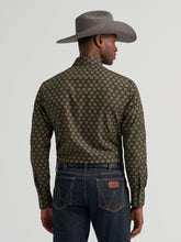 Wrangler Retro Men's Olive/Black Print Western Snap Shirt