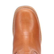 Dingo Women's Tan Vegabond Round Toe Boots