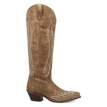 Laredo Women's Honey Roxelle Wide Calf Snip Toe Western Boots