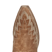 Laredo Women's Honey Roxelle Wide Calf Snip Toe Western Boots