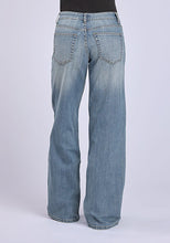 Women's Stetson 675 Mid Rise Wide Leg Light Stonewash Jeans
