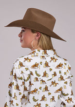 Roper Women's Cream Barrel Racer Print Western Snap Blouse