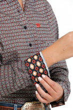 Cinch Ladies Multi Color Geometric Print Button-Down Blouse