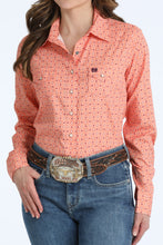 Pard's Western Shop Cinch Women's Coral Printed Arenaflex Western Snap Blouse