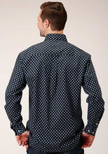 Roper Apparel Men's Black Starry Night Print Button-Down Shirt