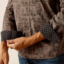 Ariat Men's Brown Matteo Desert Print Modern Fit Button-Down Stretch Shirt