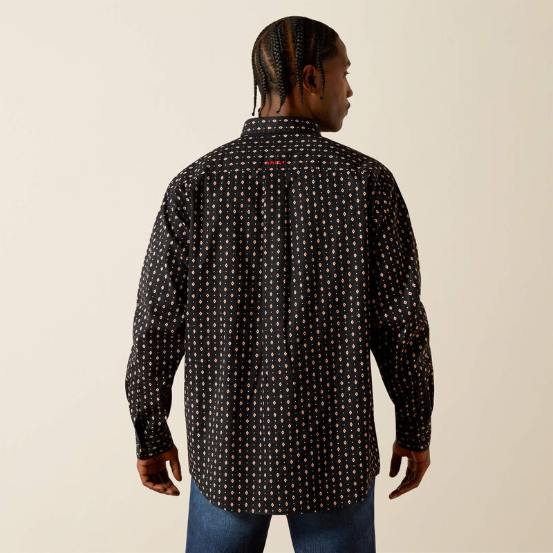 Ariat Men's Thorin Black/Red Diamond Print Classic Fit Button-Down Shi Pard's Western Shop Ariat Men's Thorin Black/Red Diamond Print Classic Fit Button-Down Shi Pard's Western Shop