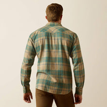 Ariat Men's Huxlee Retro Fit Teal/Tan Plaid Snap Western Flannel Shirt
