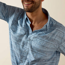 Ariat Men's Blue Southwest Print VentTEK Outbound Short Sleeve Button-Down Classic Fit Shirt