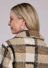 Roper Apparel Women's Khaki/Brown Plaid Sherpa Oversized Shirt Jacket