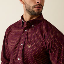 Ariat Men's Reliance Burgundy Print Wrinkle Free Classic Fit Button-Down Shirt