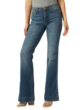 Women's Wrangler Retro High Rise Shelby Trouser Jean