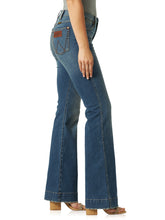Pard's Western Shop Women's Wrangler Retro High Rise Shelby Trouser Jean
