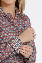 Cinch Copper/White/Blue Print Button-Down Blouse for Women