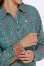 Cinch Green/Orange Geometric Print Button-Down Blouse for Women