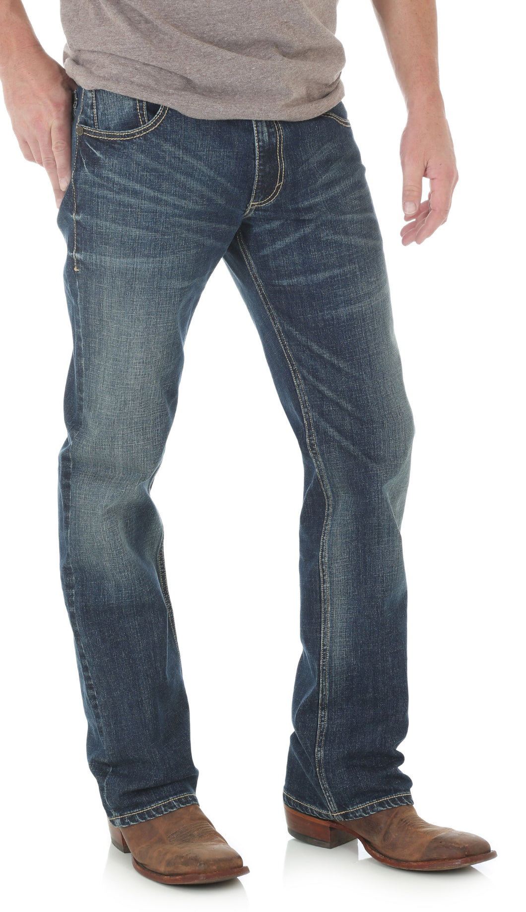 Retro Slim Fit Layton Jeans from Wrangler – Pard's Western Shop Inc.